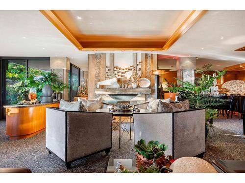 14971 Prospect Avenue, White Rock, BC - Indoor Photo Showing Other Room