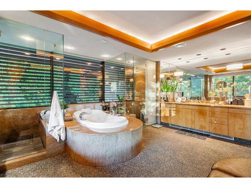 14971 Prospect Avenue, White Rock, BC - Indoor Photo Showing Other Room