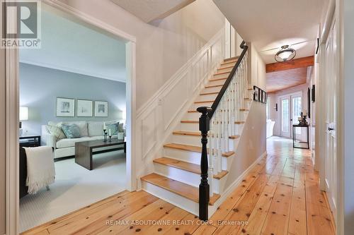 206 Rossmore Boulevard, Burlington, ON - Indoor Photo Showing Other Room