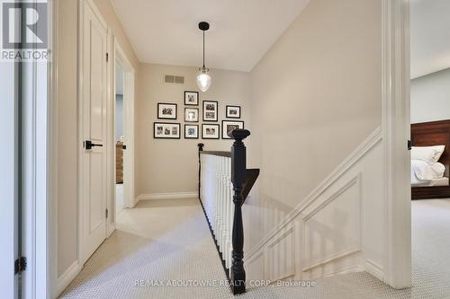 206 Rossmore Boulevard, Burlington, ON - Indoor Photo Showing Other Room