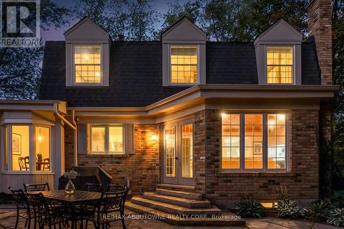 206 Rossmore Boulevard, Burlington, ON - Outdoor