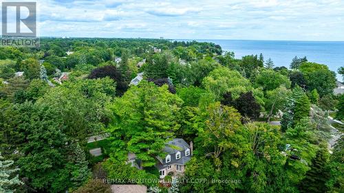 206 Rossmore Boulevard, Burlington, ON - Outdoor With Body Of Water
