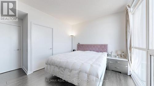 3102 - 33 Singer Court, Toronto, ON - Indoor Photo Showing Bedroom