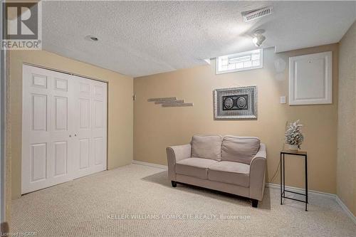 2 Robespierre Court, Hamilton, ON - Indoor