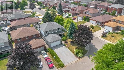 2 Robespierre Court, Hamilton, ON - Outdoor With View