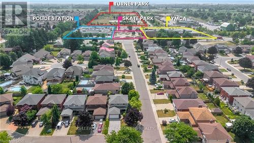2 Robespierre Court, Hamilton, ON - Outdoor With View