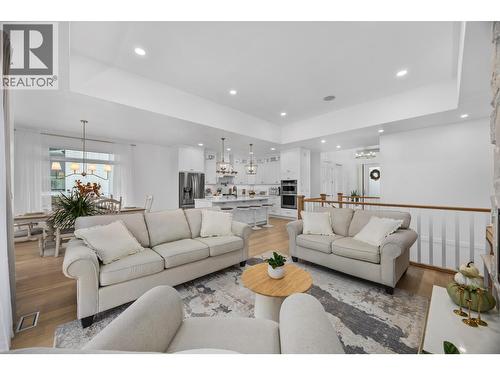 921 Mt Griffin Road Lot# 031-034-98, Vernon, BC - Indoor Photo Showing Living Room