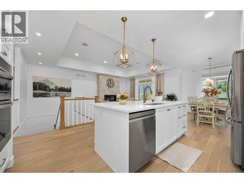 921 Mt Griffin Road Lot# 031-034-98, Vernon, BC - Indoor Photo Showing Kitchen With Stainless Steel Kitchen With Upgraded Kitchen