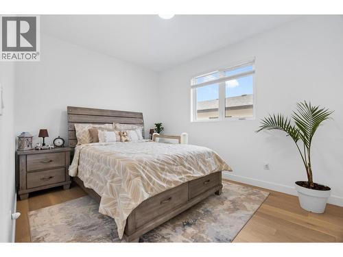 921 Mt Griffin Road Lot# 031-034-98, Vernon, BC - Indoor Photo Showing Bedroom