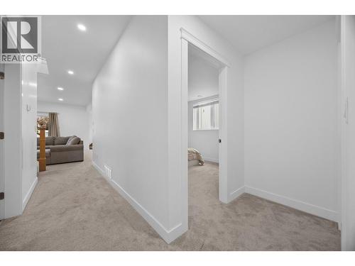 921 Mt Griffin Road Lot# 031-034-98, Vernon, BC - Indoor Photo Showing Other Room