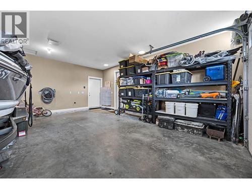 921 Mt Griffin Road Lot# 031-034-98, Vernon, BC - Indoor Photo Showing Garage