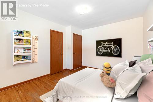 126 Angelene Street, Mississauga, ON - Indoor Photo Showing Bedroom