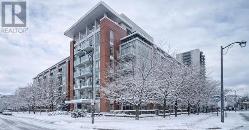 107 - 80 PORT STREET E  Mississauga, ON L5G 4V6