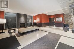 Main lobby and Conceirge - 