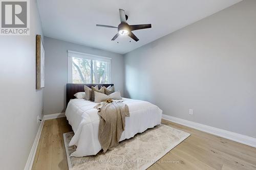 27 Murdock Avenue, Aurora, ON - Indoor Photo Showing Bedroom