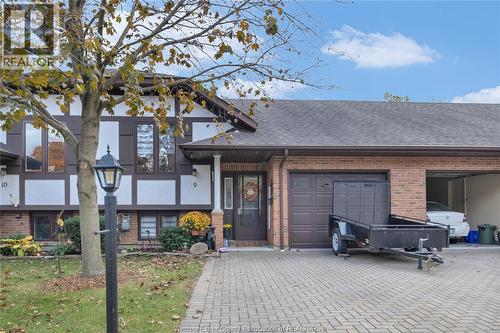 209 IRWIN Unit# 9  Essex, ON N8M 2T5