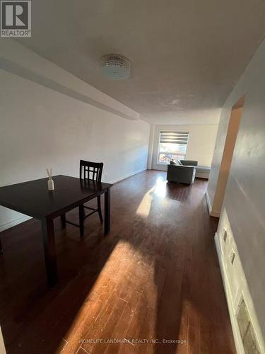 1016 Lucerne Crescent, Mississauga, ON - Indoor