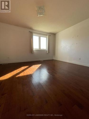 1016 Lucerne Crescent, Mississauga, ON - Indoor Photo Showing Other Room