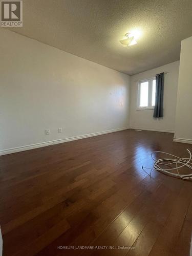 1016 Lucerne Crescent, Mississauga, ON - Indoor Photo Showing Other Room