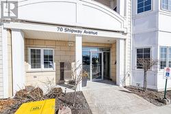 412 - 70 SHIPWAY AVENUE  Clarington (Newcastle), ON L1B 0V7