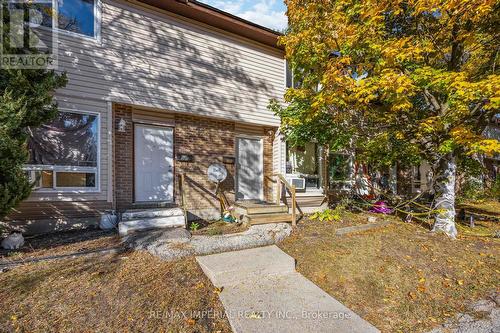 301 - 42 HAMPTON AVENUE  Sarnia, ON N7S 4Z2