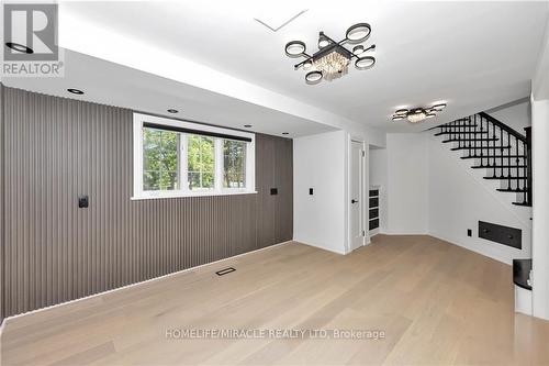 141 Kerry Hill Crescent, Ottawa, ON - Indoor Photo Showing Other Room