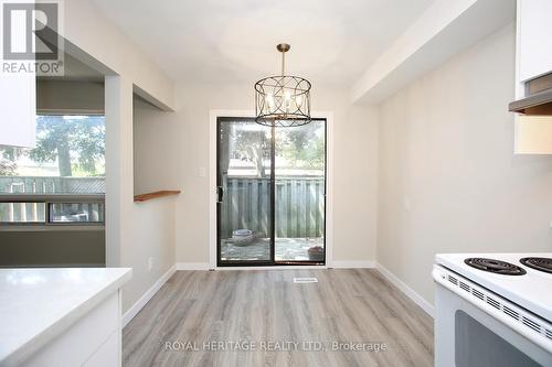 27 Parker Crescent, Ajax, ON - Indoor Photo Showing Kitchen