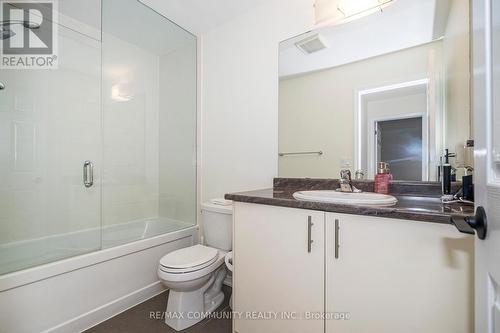 2057 Cliff Road, Mississauga, ON - Indoor Photo Showing Bathroom