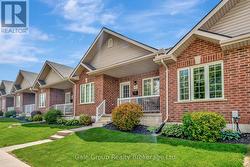 693 SOUTHWOOD WAY  Woodstock (Woodstock - South), ON N4V 1H5