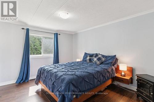 1036 Vista Barrett Private, Ottawa, ON - Indoor Photo Showing Bedroom