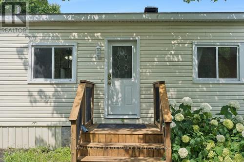 1036 Vista Barrett Private, Ottawa, ON - Outdoor With Exterior