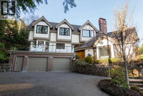 1159 EYREMOUNT DRIVE  West Vancouver, BC V7S 2C4