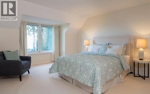 1159 Eyremount Drive, West Vancouver, BC - Indoor Photo Showing Bedroom
