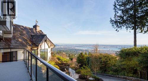 1159 Eyremount Drive, West Vancouver, BC - Outdoor With View