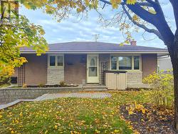 2529 ROMAN AVENUE  Ottawa, ON K2B 7X8