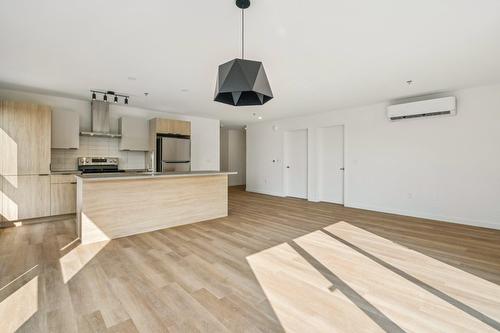 Overall view - 2404-4955 Rue Des Ormes, Contrecoeur, QC - Indoor Photo Showing Kitchen