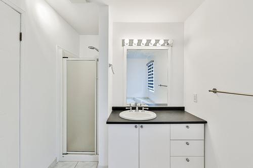 Salle de bains - 319  - 321 Rue Blainville E., Sainte-Thérèse, QC - Indoor Photo Showing Bathroom