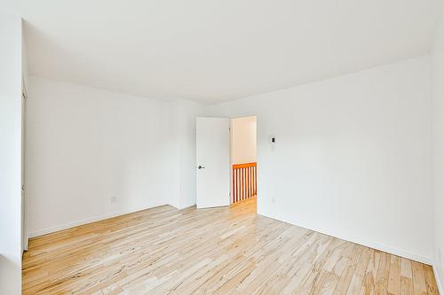Chambre à coucher principale - 319  - 321 Rue Blainville E., Sainte-Thérèse, QC - Indoor Photo Showing Other Room