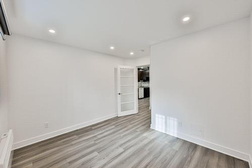 Chambre à coucher - 319  - 321 Rue Blainville E., Sainte-Thérèse, QC - Indoor Photo Showing Other Room