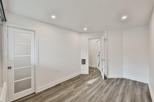 Chambre à coucher - 319  - 321 Rue Blainville E., Sainte-Thérèse, QC - Indoor Photo Showing Other Room