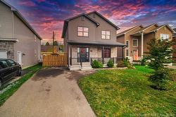 39 Bramble WY  Fredericton, NB E3G 0C8