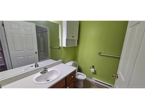 17 Sheffield Crt, Moncton, NB 