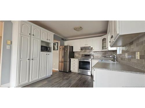 17 Sheffield Crt, Moncton, NB 