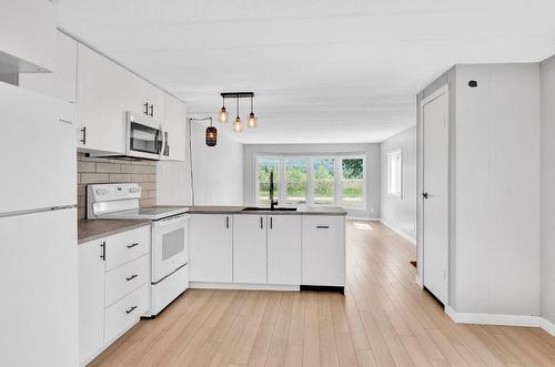 14-851 Old North Thompson Highway, Clearwater, BC 