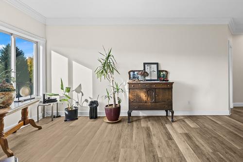 203-1940 Richter Street, Kelowna, BC - Indoor With Fireplace