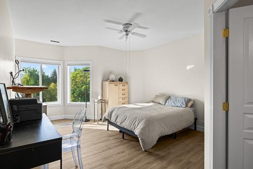 203-1940 Richter Street, Kelowna, BC - Indoor Photo Showing Bedroom