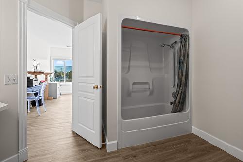 203-1940 Richter Street, Kelowna, BC - Indoor