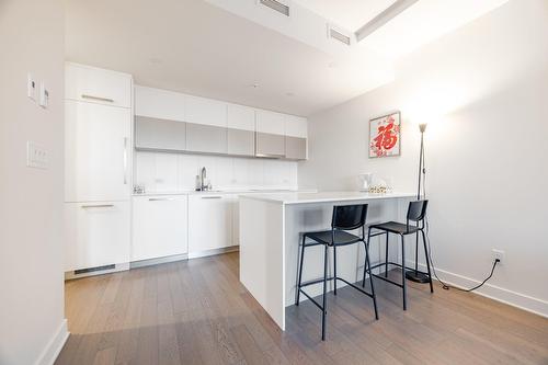 Kitchen - 1606-628 Rue St-Jacques, Montréal (Ville-Marie), QC - Indoor Photo Showing Kitchen