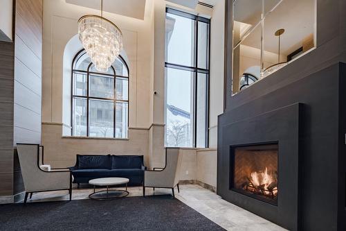 Common room - 1606-628 Rue St-Jacques, Montréal (Ville-Marie), QC - Indoor With Fireplace