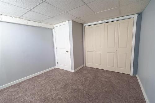 43 Ellington St, Winnipeg, MB 